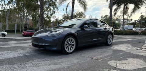 Tesla Model 3 2022