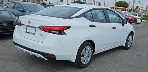 Nissan Versa 2025