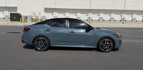 Nissan Sentra 2024
