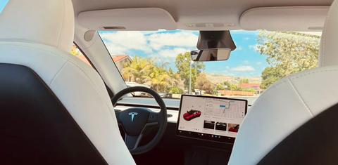 Tesla Model Y 2024