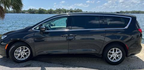 Chrysler Pacifica 2023