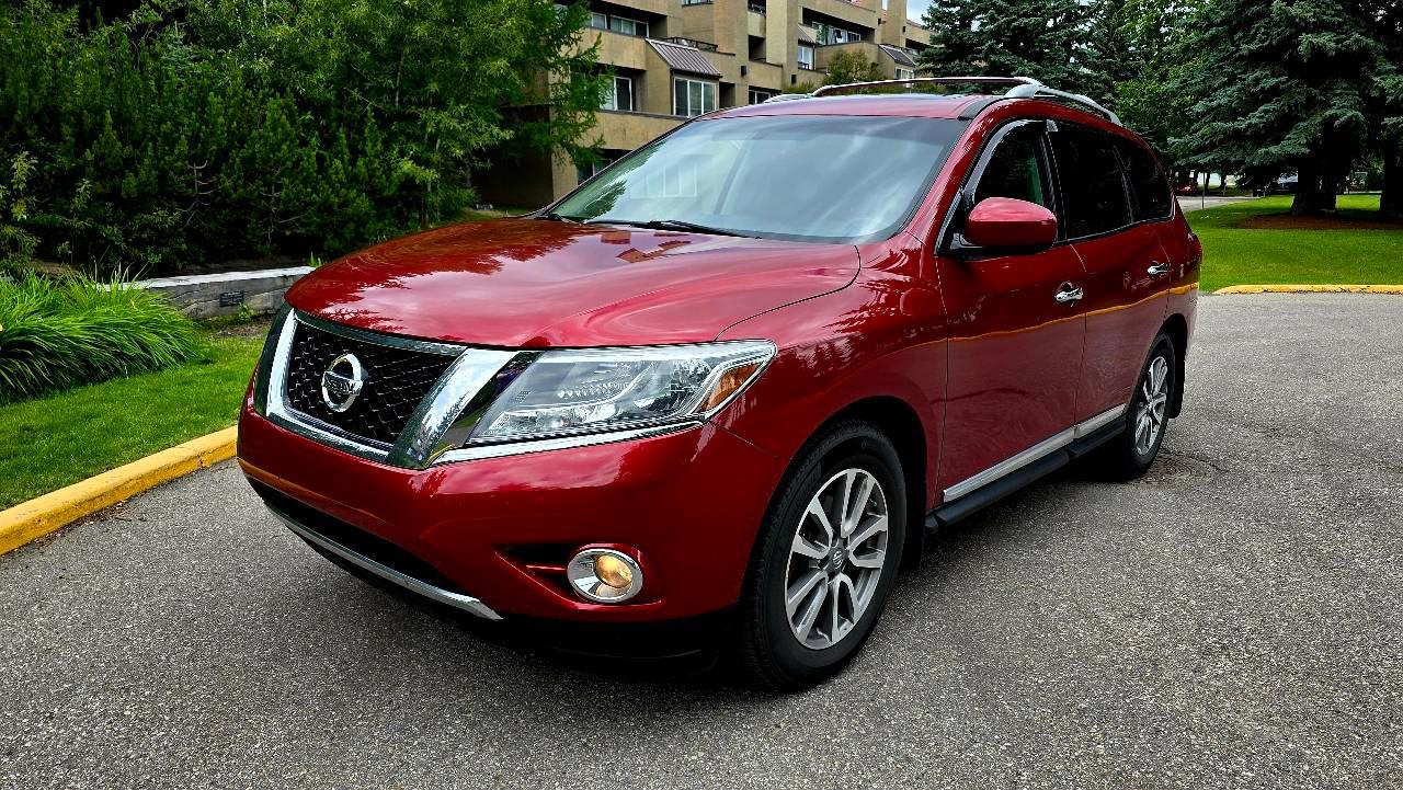 Nissan Pathfinder 2015 à Calgary, AB