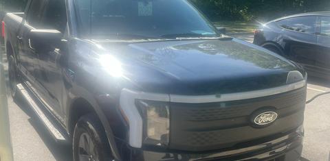 Ford F-150 Lightning 2025