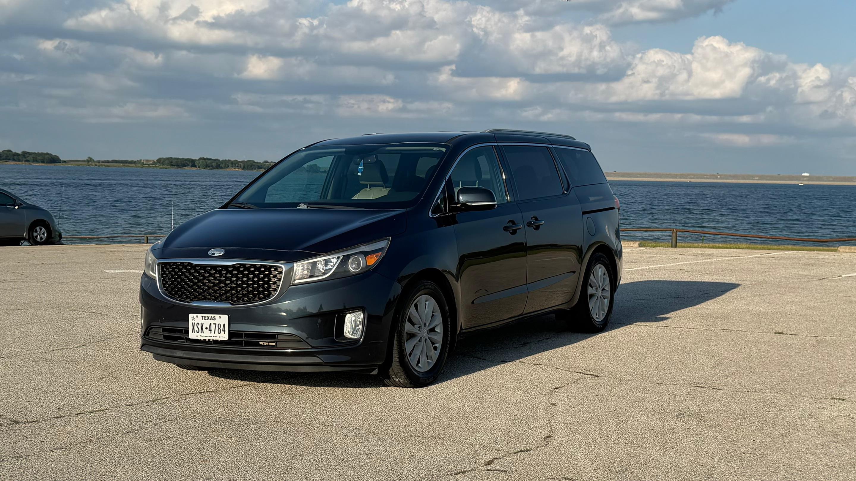 Kia Sedona 2015 in Irving, TX