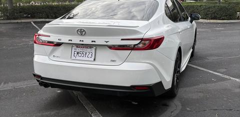 Toyota Camry Hybrid 2025