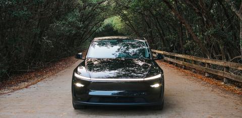 Tesla Model Y 2026