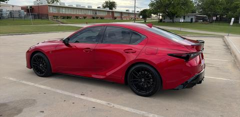 Lexus IS 2024