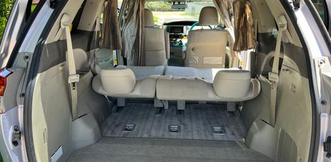 Toyota TARAGO 2015