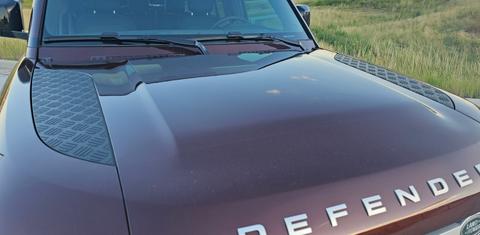 Land Rover Defender 2023