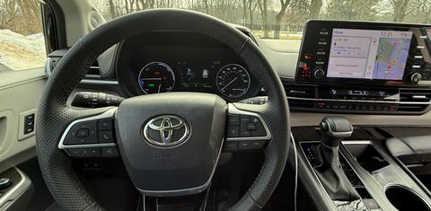 Toyota Sienna 2023