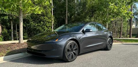 Tesla Model 3 2025