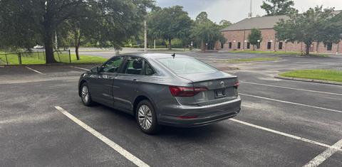 Volkswagen Jetta 2019