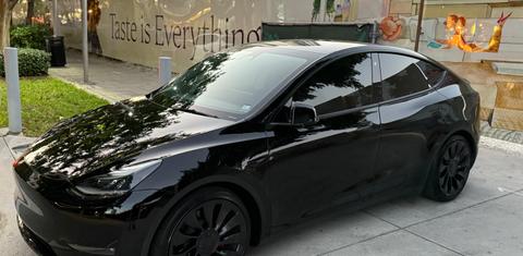 Tesla Model Y 2022