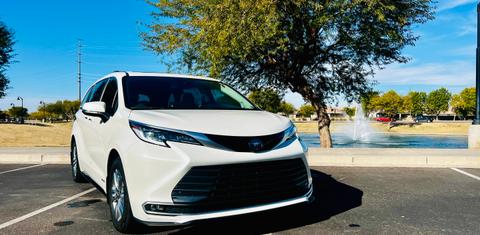 Toyota Sienna 2021