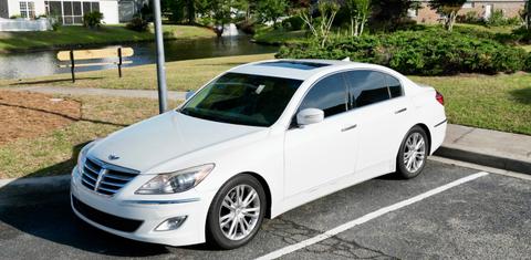 Hyundai Genesis 2013