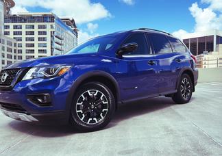 Nissan Pathfinder car