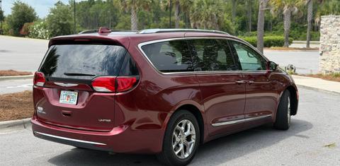 Chrysler Pacifica 2017
