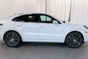 Porsche Cayenne car
