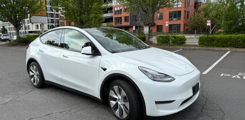 Tesla Model Y 2022