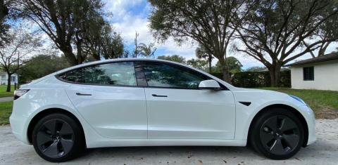 Tesla Model 3 2023