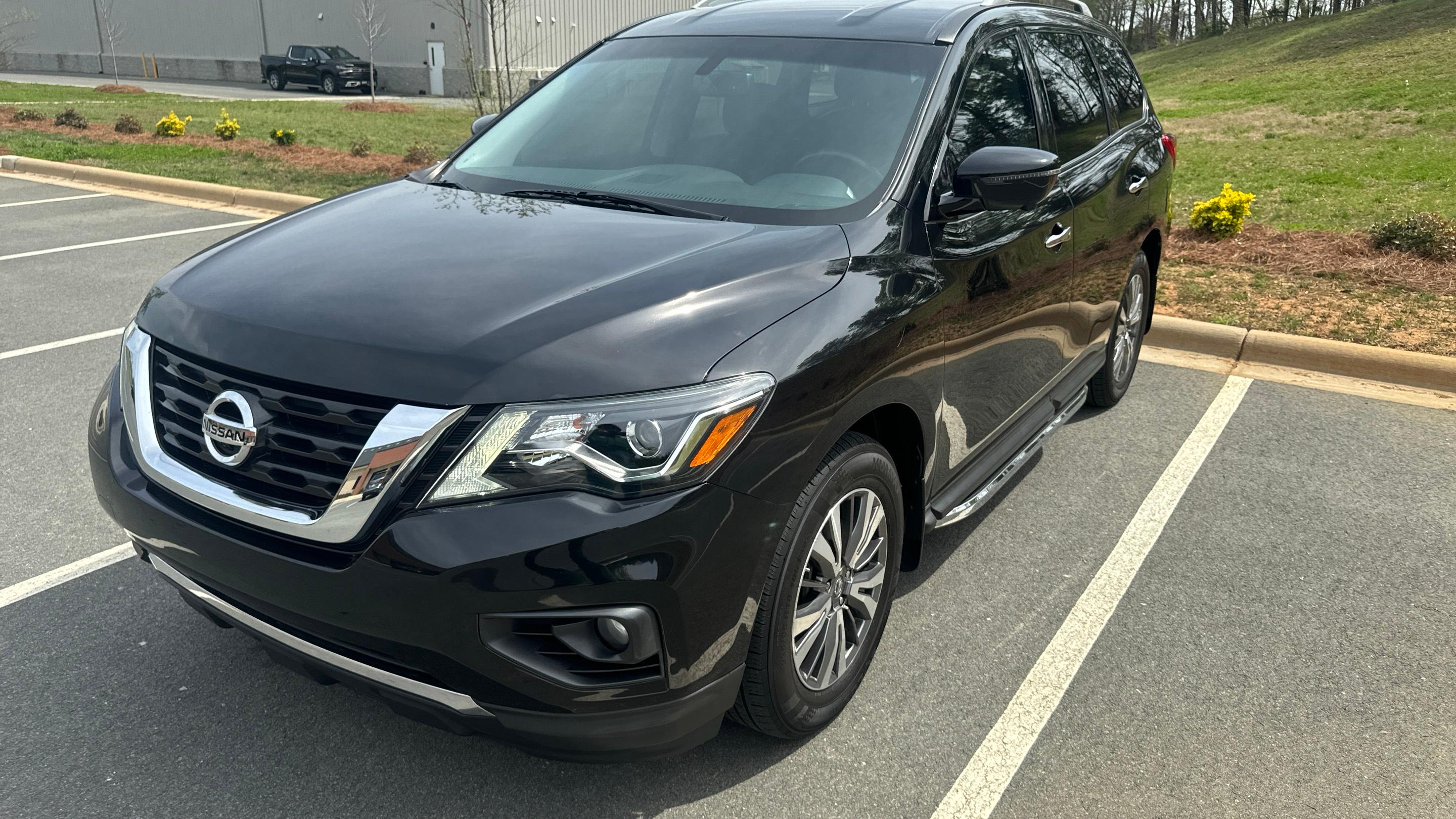 Nissan Pathfinder 2018 in 