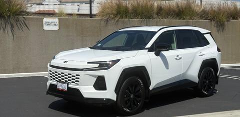 Toyota RAV4 Hybrid 2026