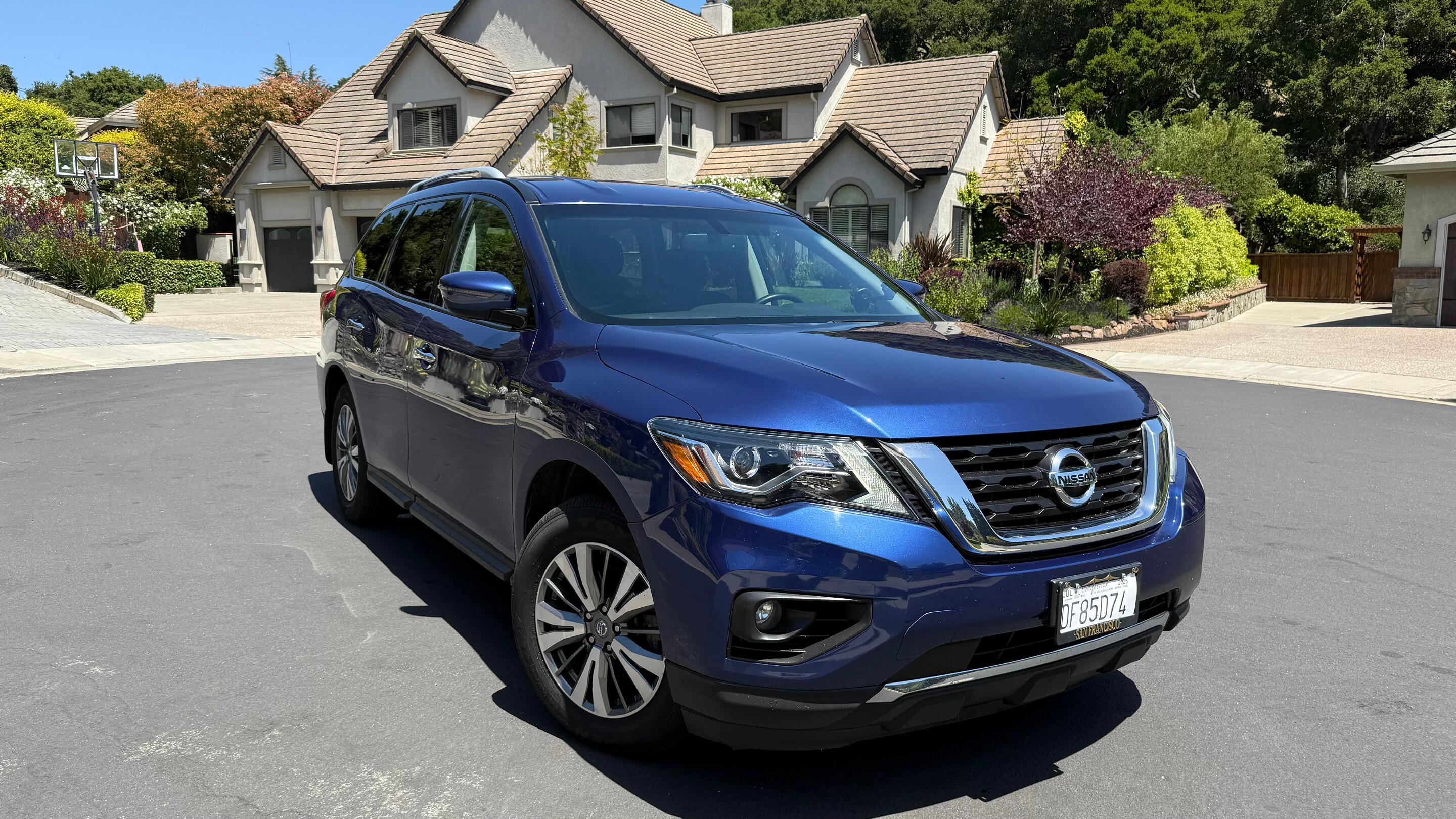 Nissan Pathfinder 2020 in Castro Valley, CA