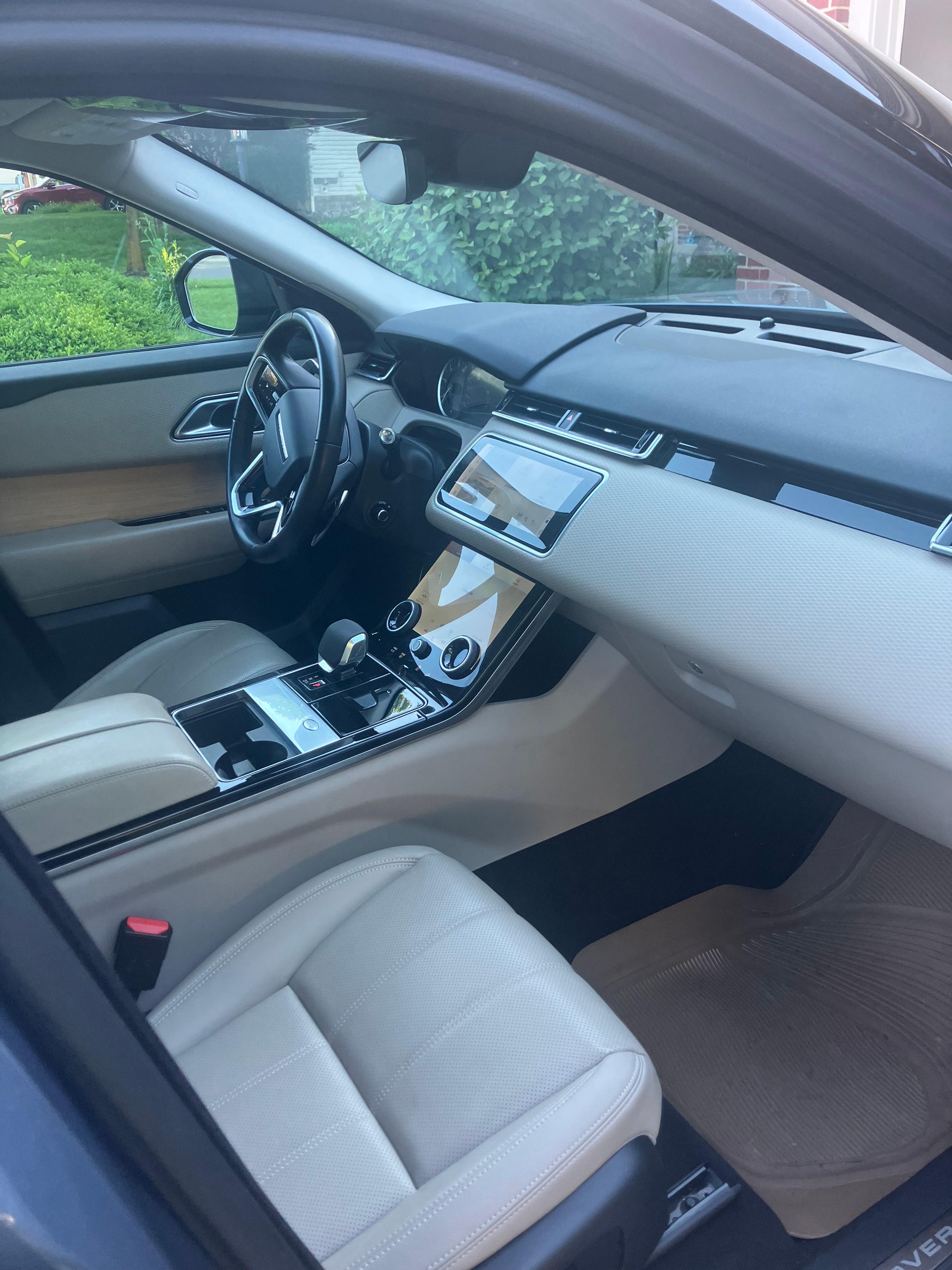 Land Rover Range Rover Velar 2021 in Columbus, OH
