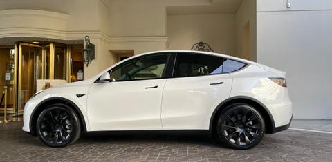 Tesla Model Y 2021