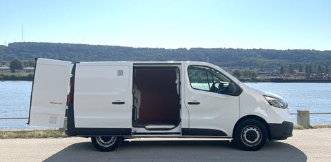 Renault TRAFIC III 2023
