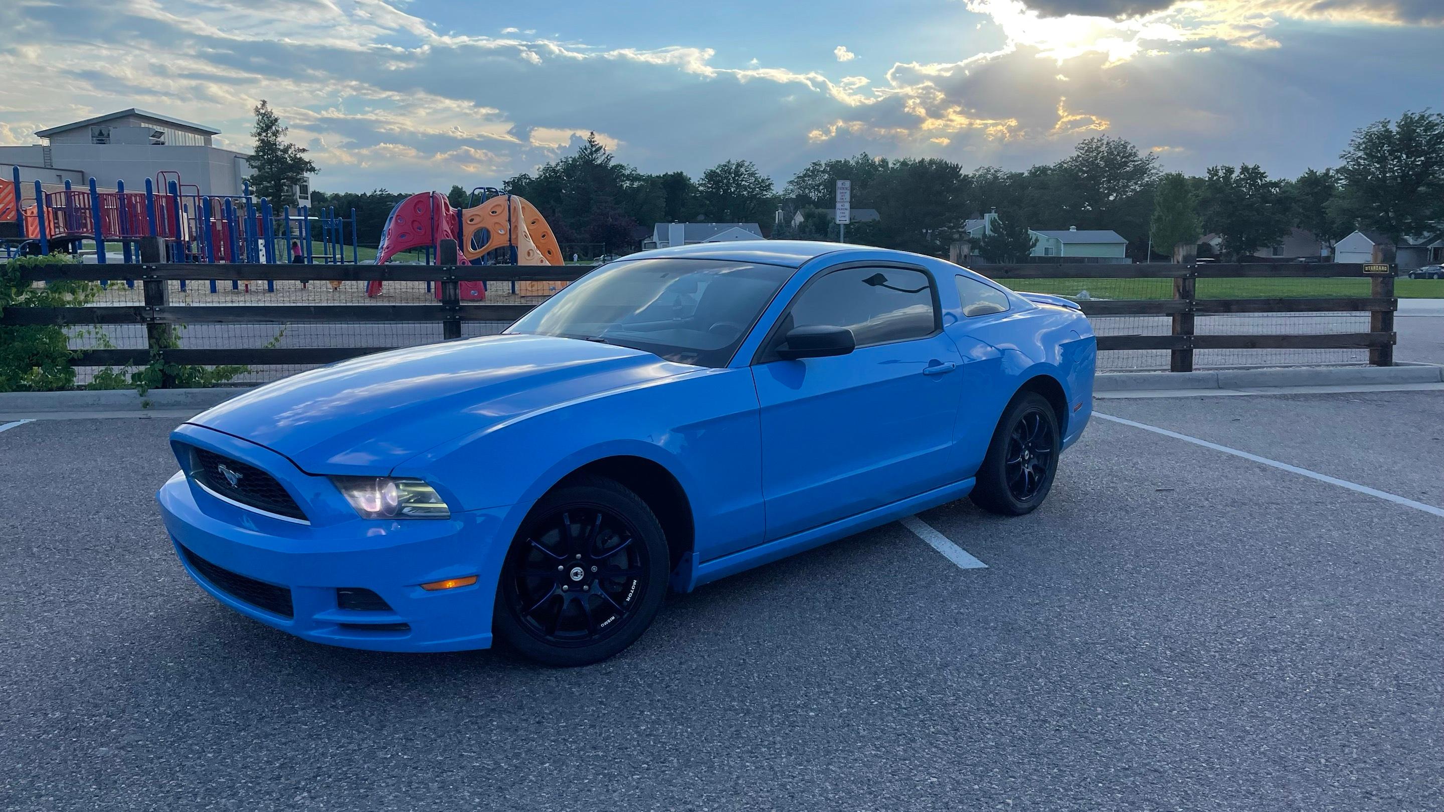 Ford Mustang 2013 in Aurora, CO