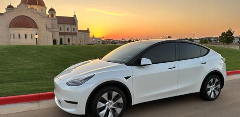 Tesla Model Y 2021
