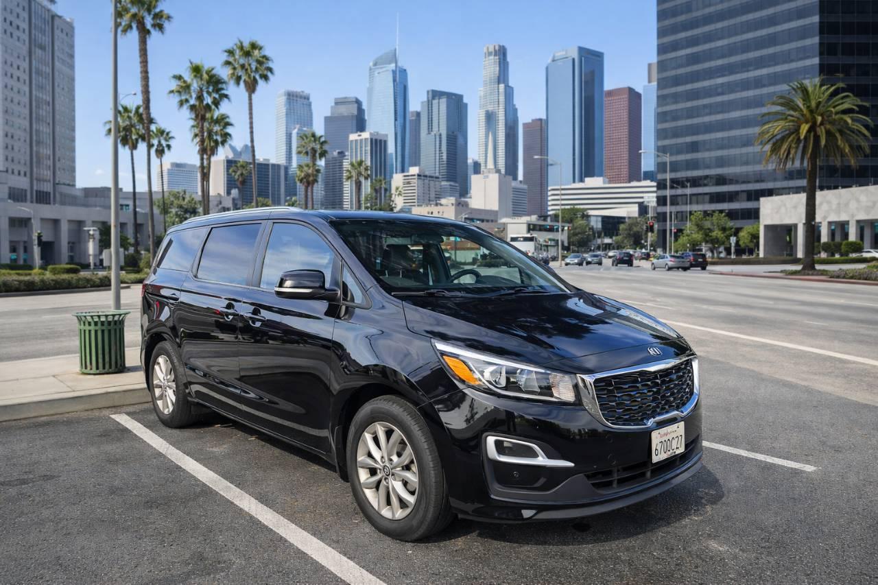 Kia Sedona 2019 in Inglewood, CA