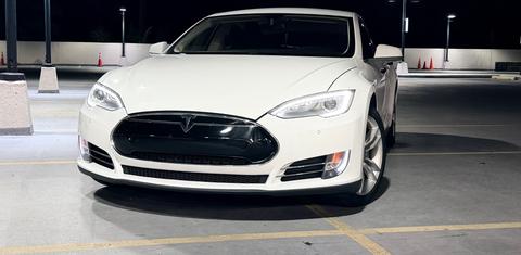 Tesla Model S 2014