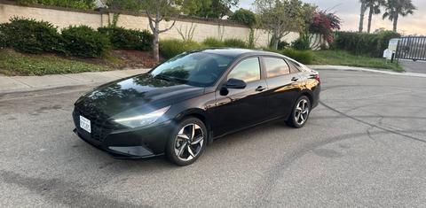 Hyundai Elantra 2023