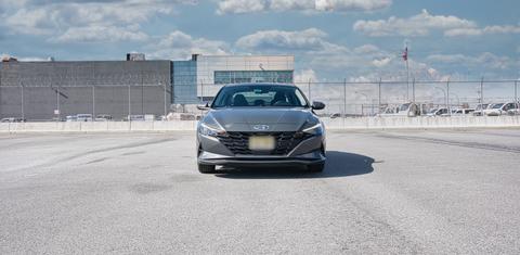 Hyundai Elantra 2023