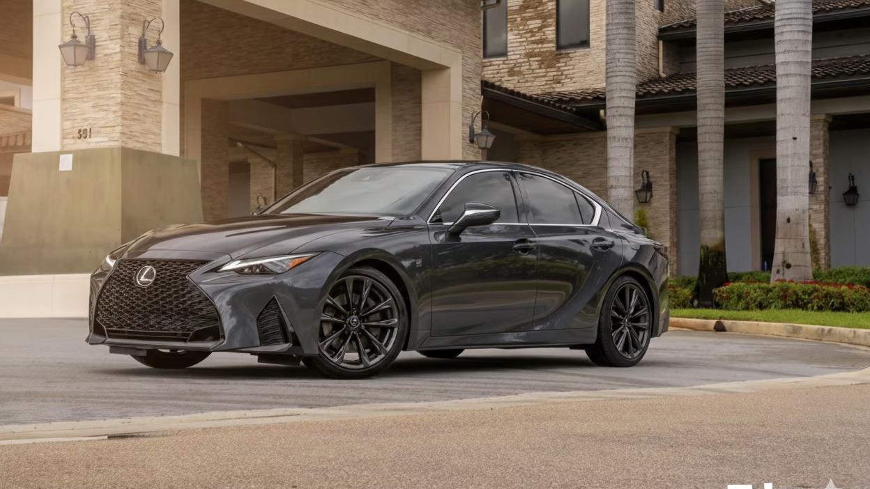 Lexus IS 2025 in 