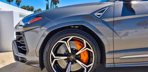 Lamborghini Urus 2021