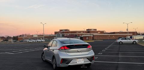 Hyundai Ioniq Hybrid 2022