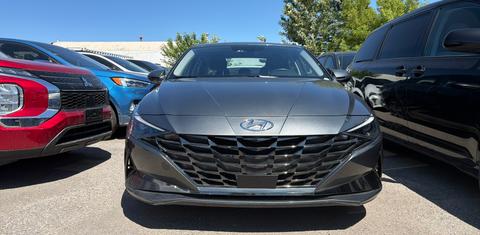 Hyundai Elantra 2022