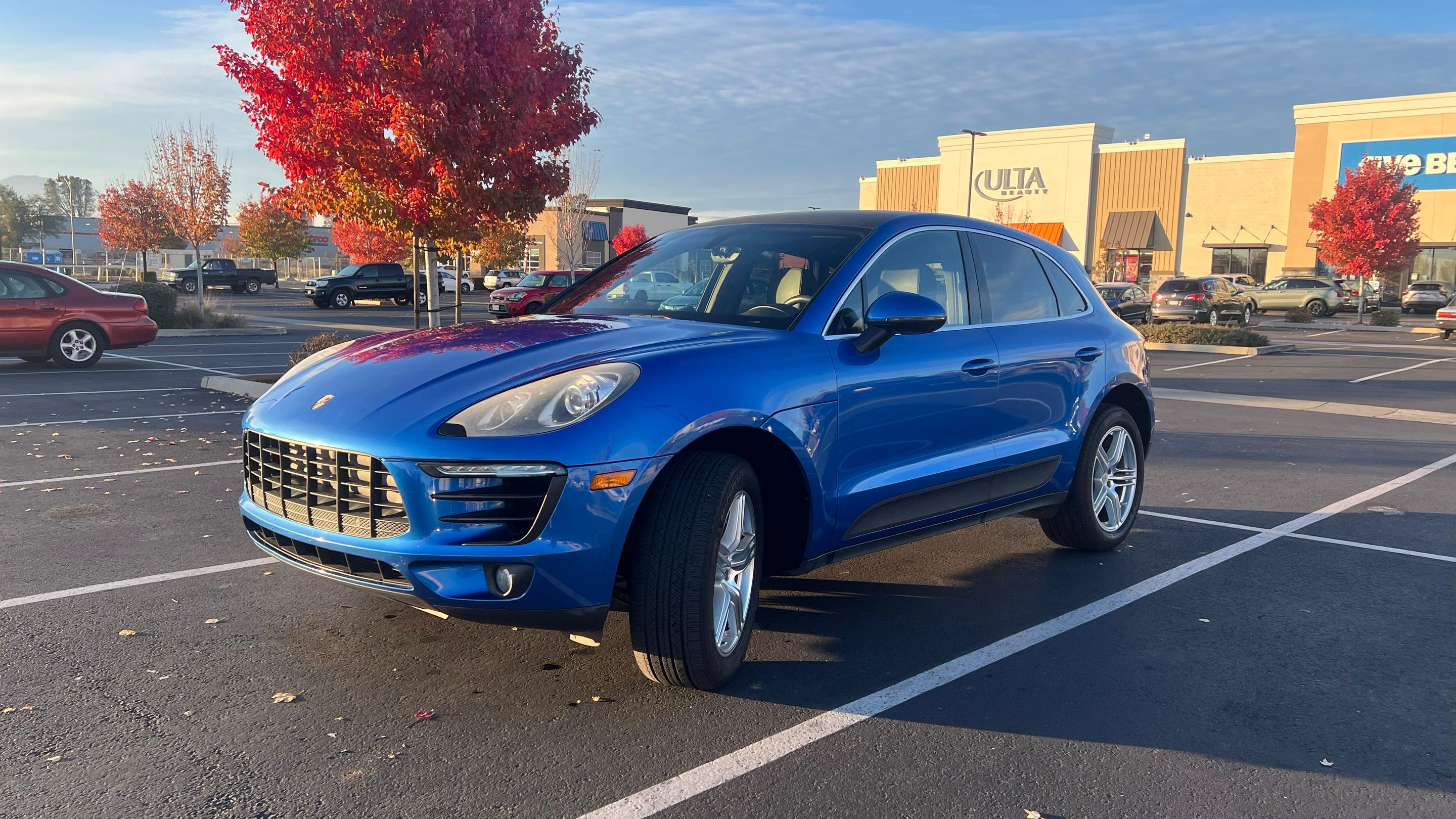 Porsche Macan 2016 in Redding, CA