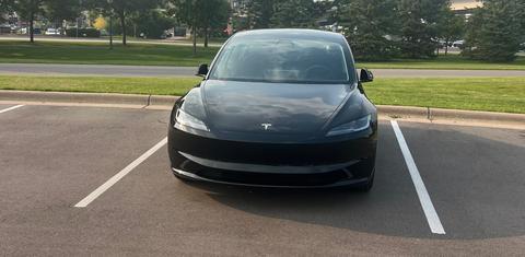 Tesla Model 3 2025