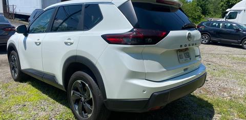 Nissan Rogue 2024