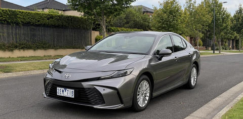Toyota CAMRY 2025