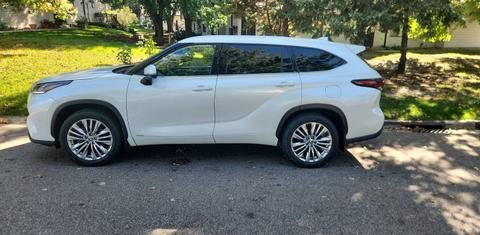 Toyota Highlander Hybrid 2025