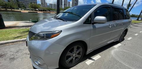 Toyota Sienna 2015