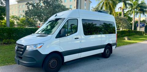 Mercedes-Benz Sprinter 2024