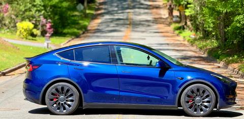 Tesla Model Y 2022