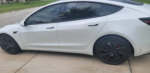 Tesla Model 3 2025