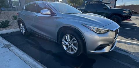 INFINITI QX30 2017